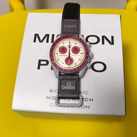 Swatch x Omega Moonswatch Mission to Pluto Watch - Picture 5 of 6